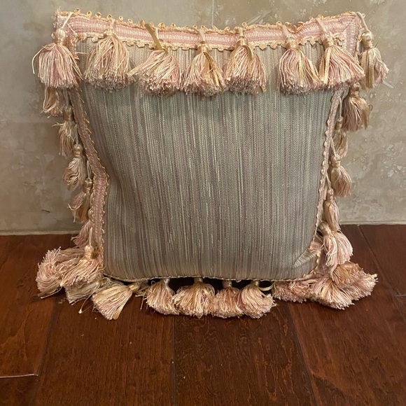Light pink Waterford Throw Pillow with Tassels. 11 x 11” - Picture 1 of 4